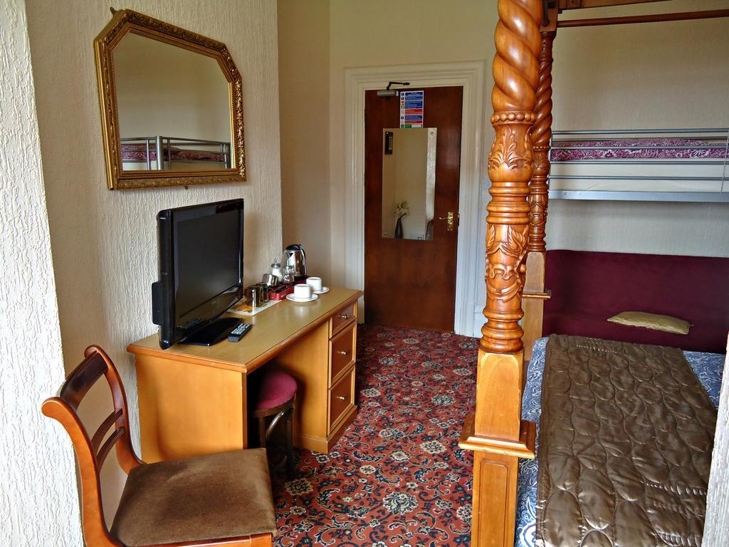 Cherry Blossom Inn Blackpool Exterior photo